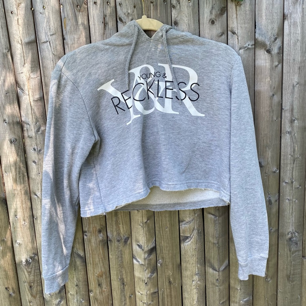 Women’s Young & Reckless Cropped Hoodie Size XS